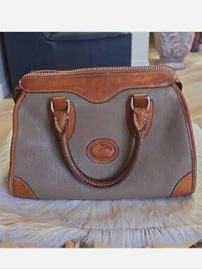 Dooney & Bourke Handbag